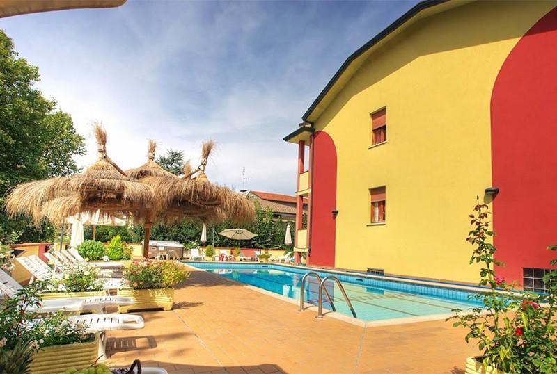 Hotel Residence Elisabetta Cesenatico Eksteriør billede